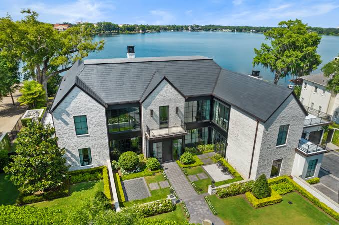 Waterfront luxury home for sale in Winter Park Florida